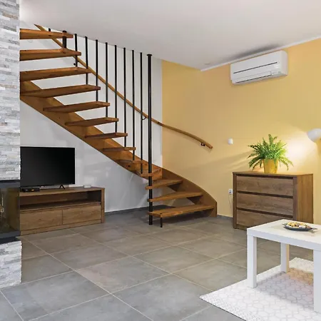 Vakantiehuis Two-bedroom In *