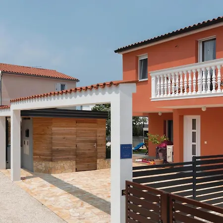 Two-bedroom In Barbariga